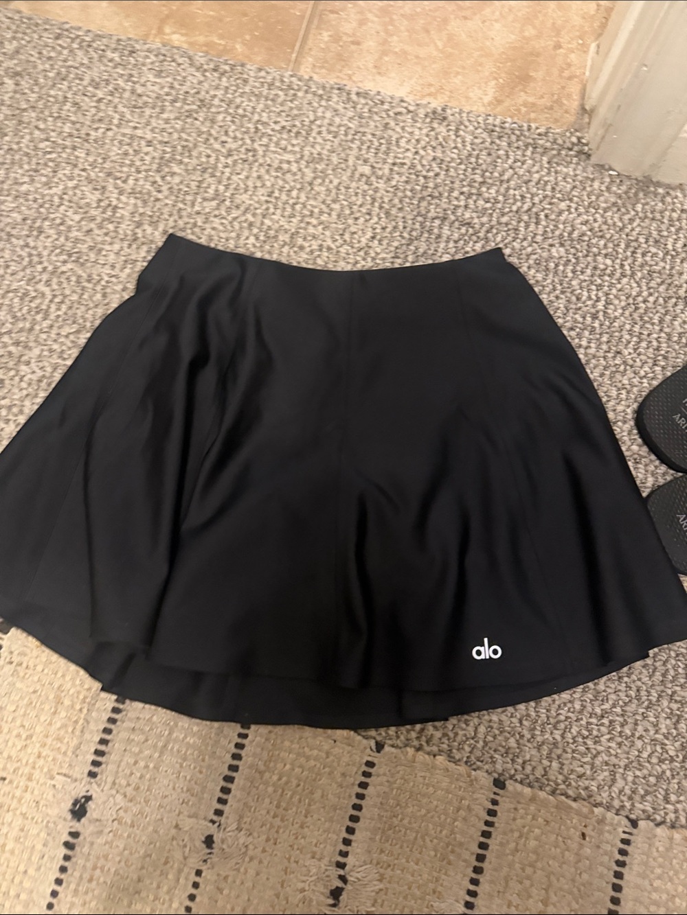 Alo Women’s Black Athletic tennis skirt with shorts underneath